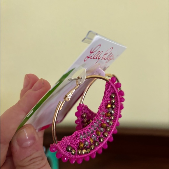 Lilly Pulitzer statement earrings - Picture 3 of 3